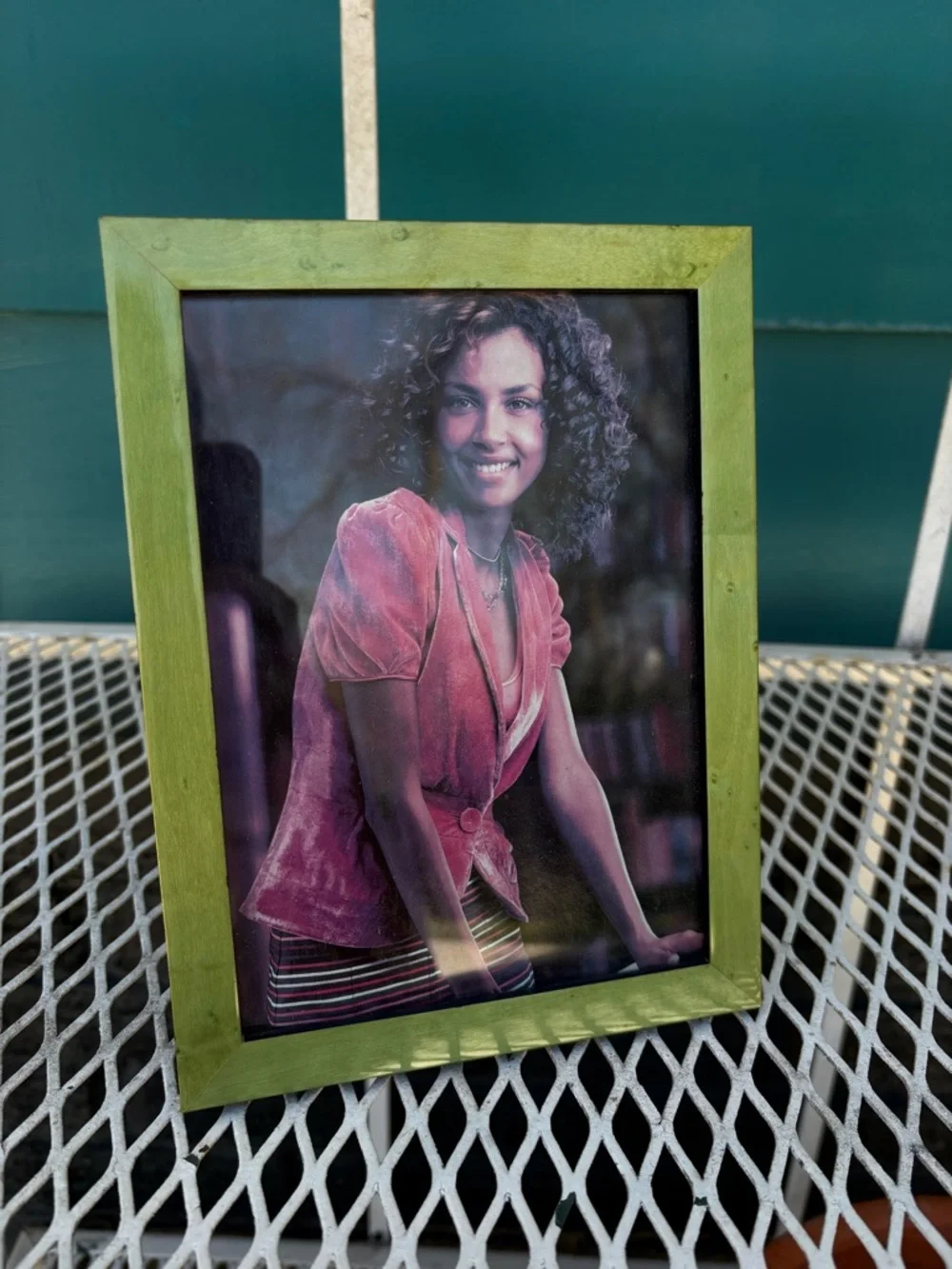 5x7 STAINED GREEN WOODEN PICTURE FRAME